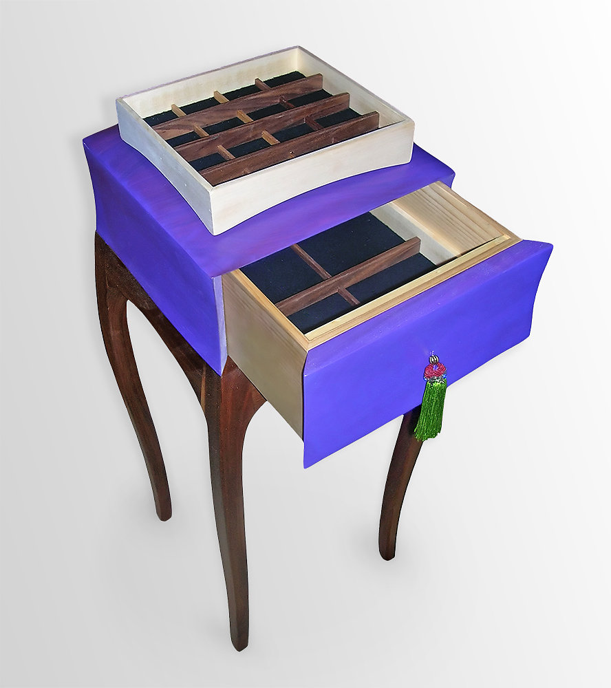purple table